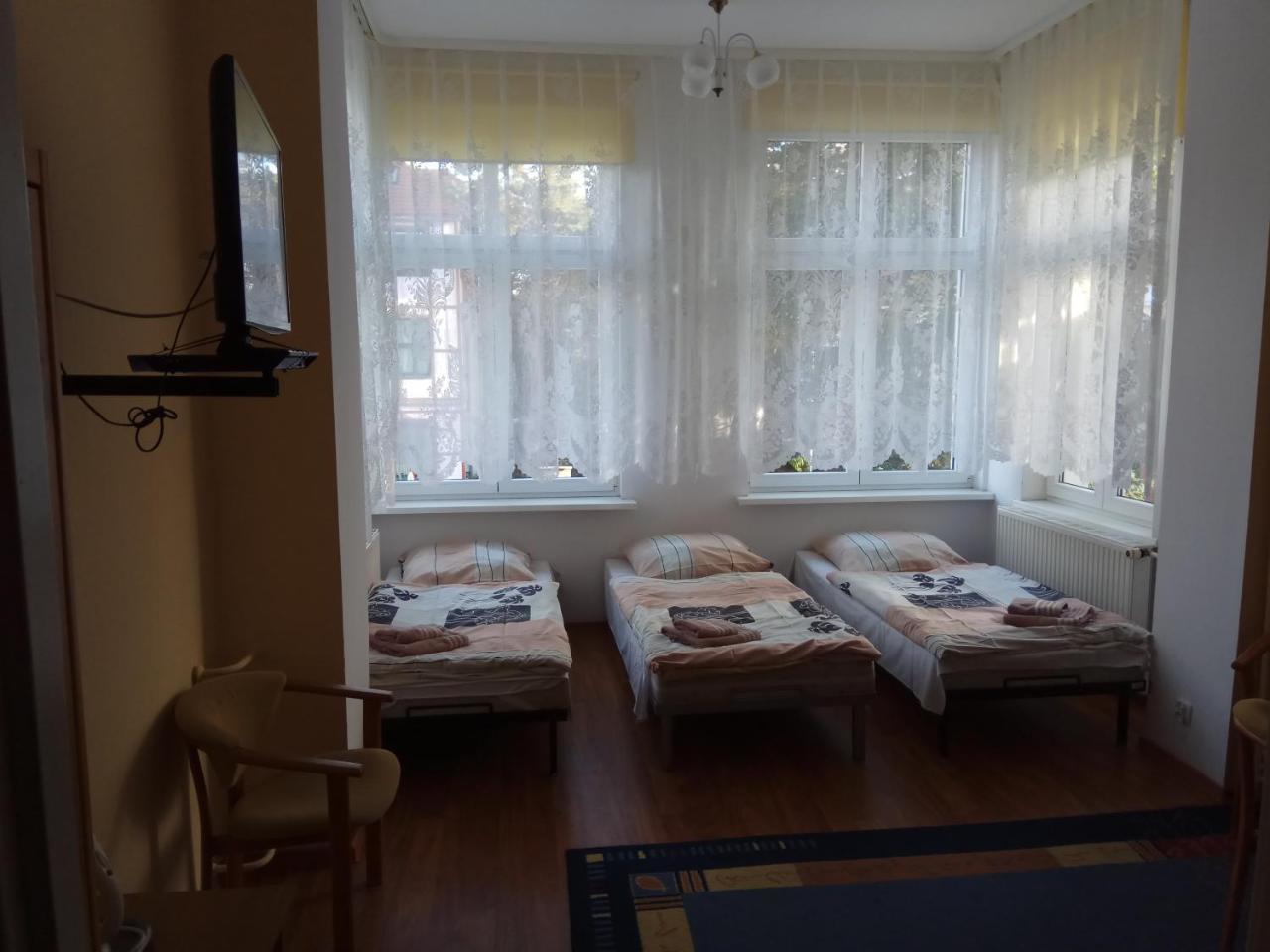 Bed and Breakfast Osrodek Wczasowy "Ewunia" Свиноуйсьце Экстерьер фото